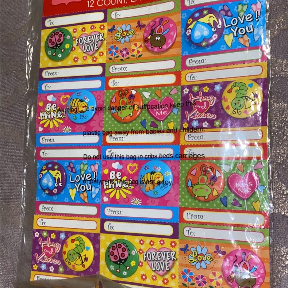 Button Giveaways - Picture 5 of 6